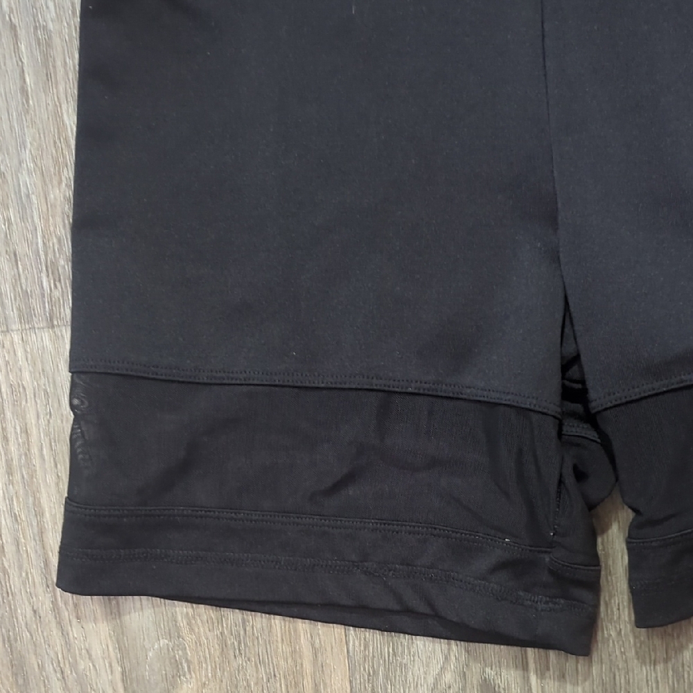 Victoria's Secret Pink Ultimate Black Women's Biker Mesh Shorts - Picture 3 of 8